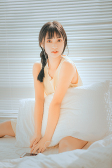 低头看我是怎么c哭你的良